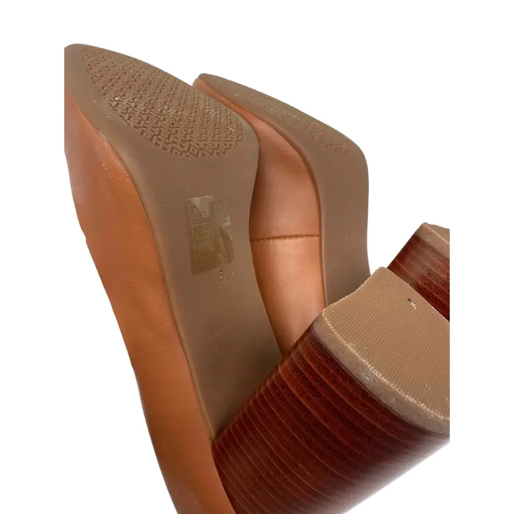 Tory Burch Janey Brown Leather Slip On Block Pump Heels Gold Logo Women's Size 6